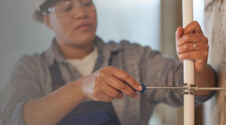 Professional water heater repair in Crescent, IA